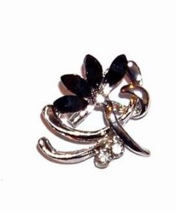 Brosa eleganta- fluture cu 3 cristale negre